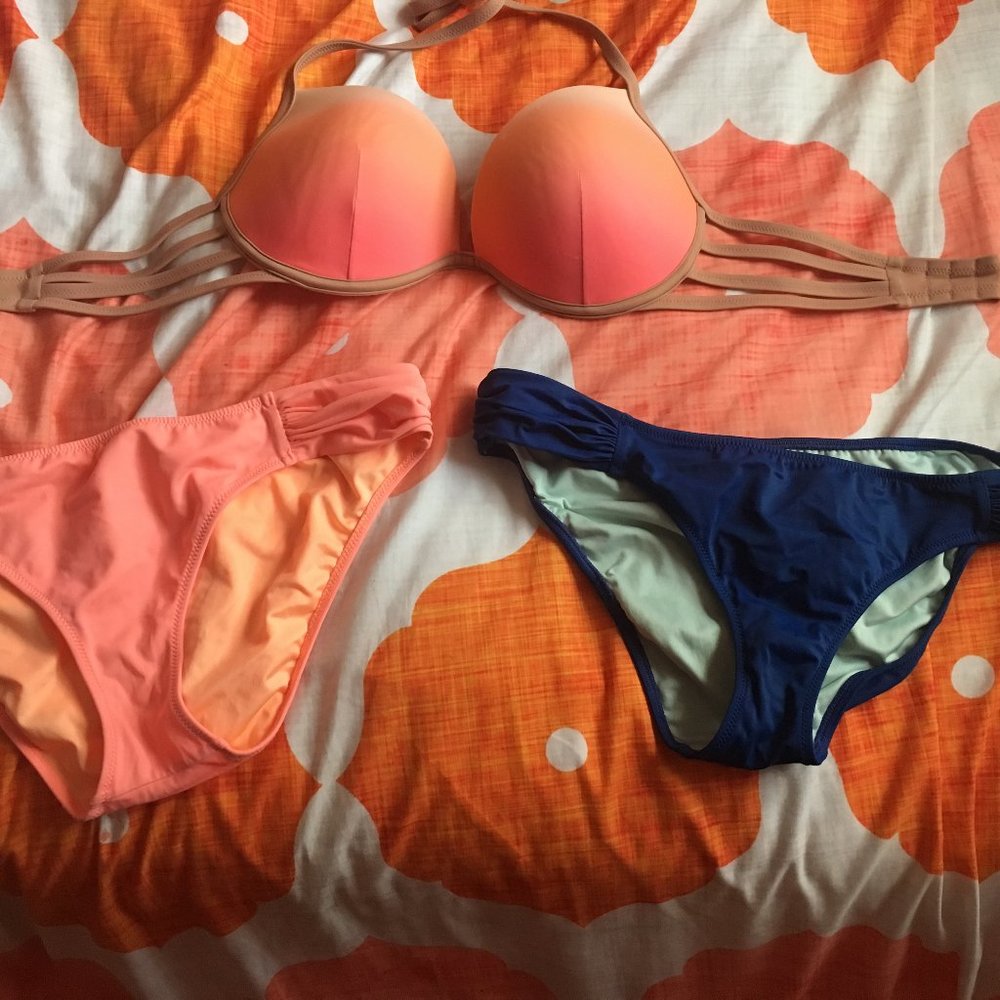 VS Bikini Set with Bonus Bottoms!
